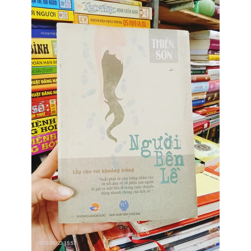 Người Bên Lề- Thiên Sơn 458175