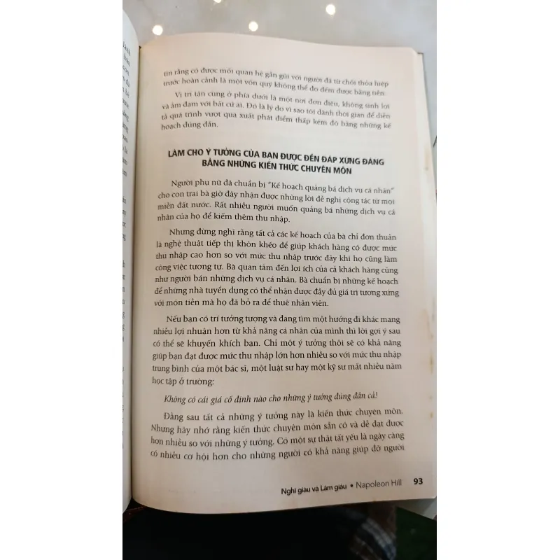 NGHĨ GIÀU VÀ LÀM GIÀU - VIỆT KHƯƠNG 740934