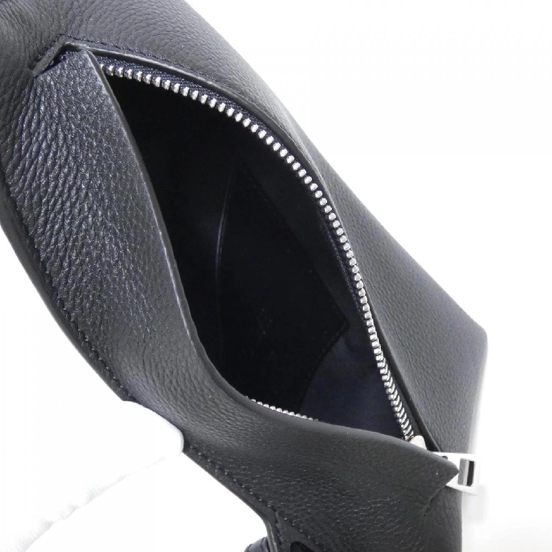 Loewe Túi T-pocket Dọc C660P02X01 - Hàng hiệu Chính hãng 768990