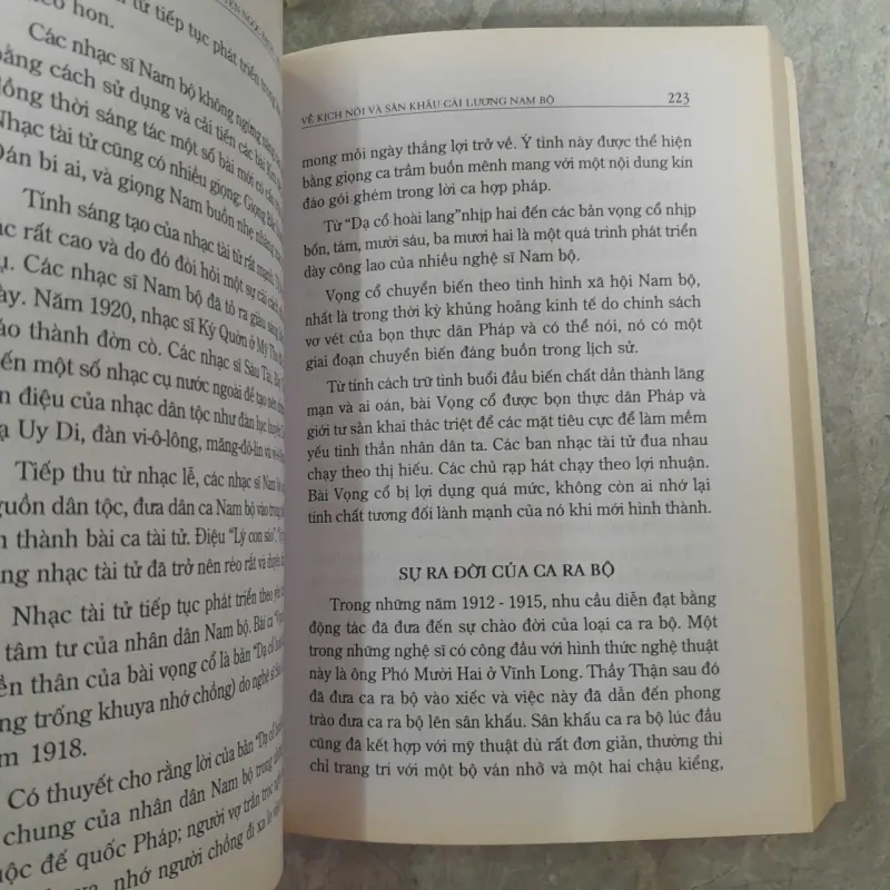 NGUYỄN NGỌC BẠCH - MỘT ĐỜI SÂN KHẤU - VŨ KIM SA 746187