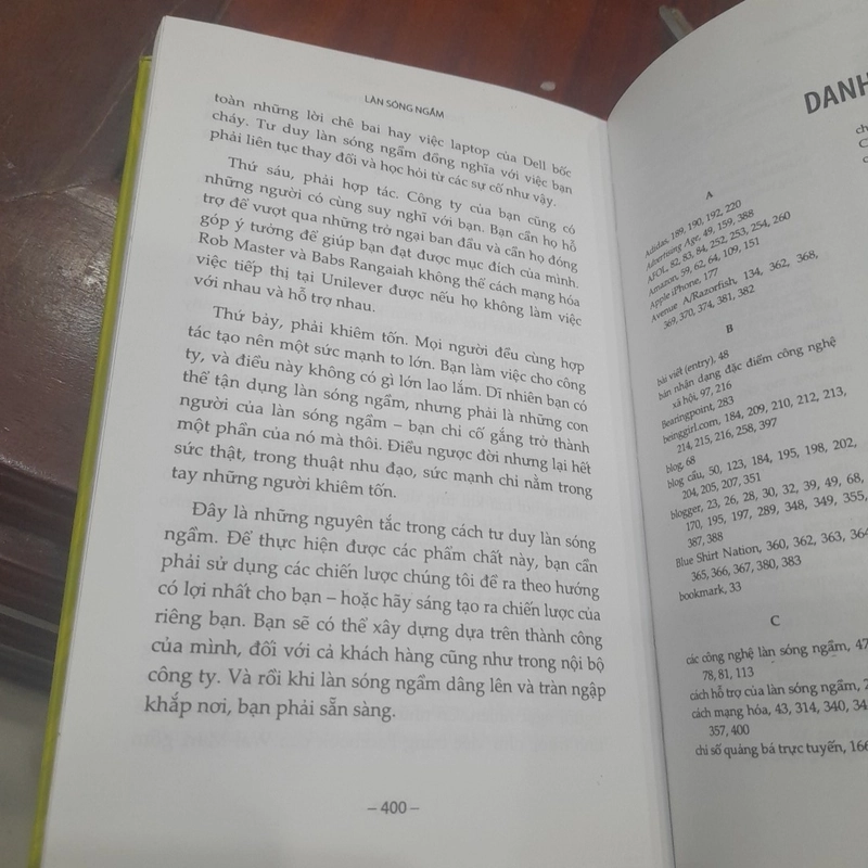 LÀN SÓNG NGẦM, thành công trong thế giới xáo trộn bởi công nghệ số 362636