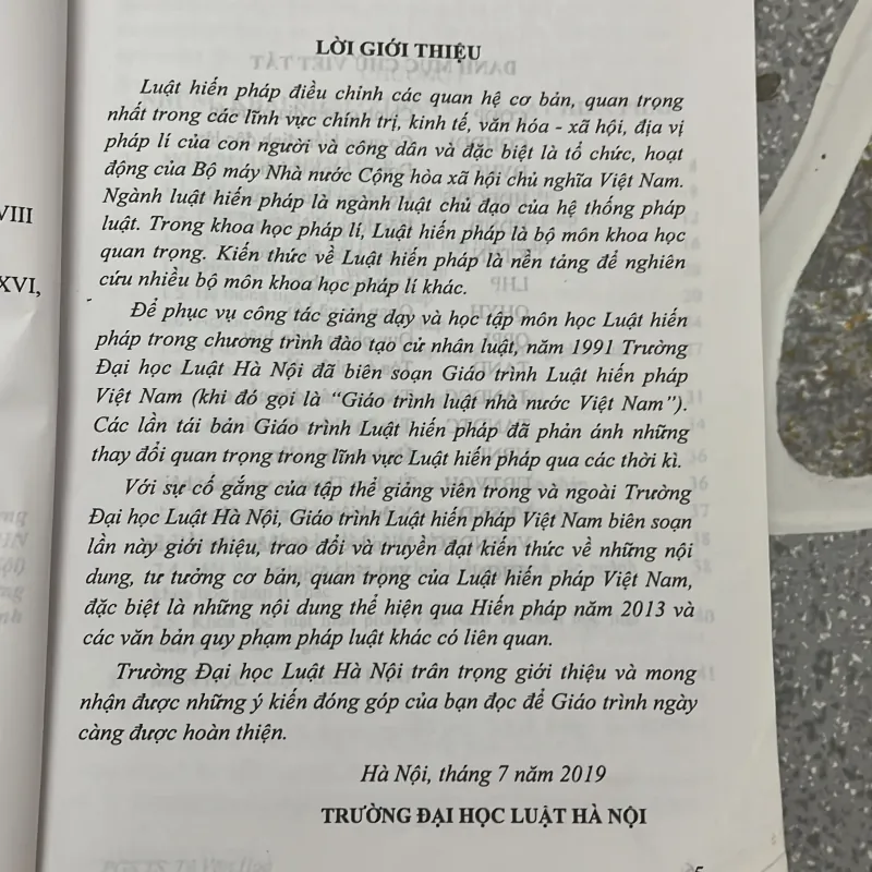 [luật - chính trị] Combo Luật Hiến pháp: giáo trình và hiến pháp 780081