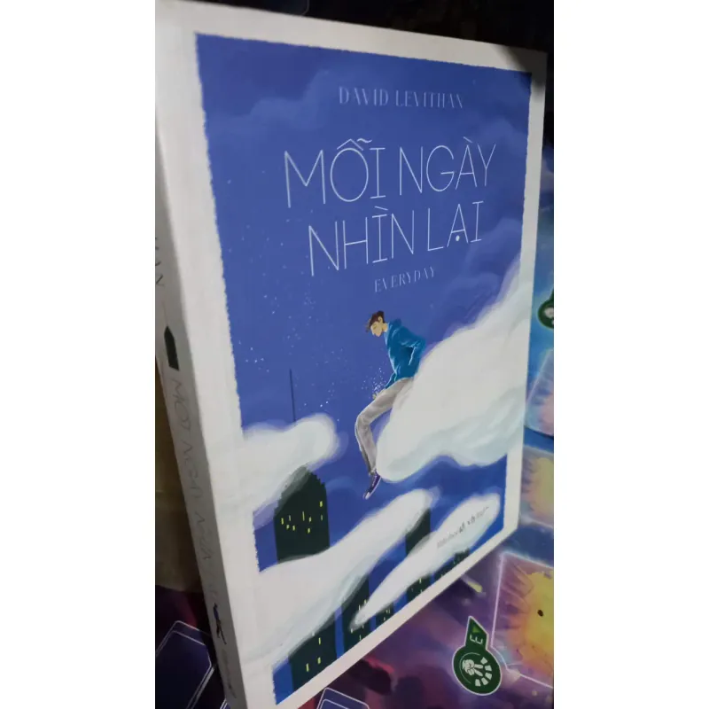 mỗi ngày nhỉn lại 1040837