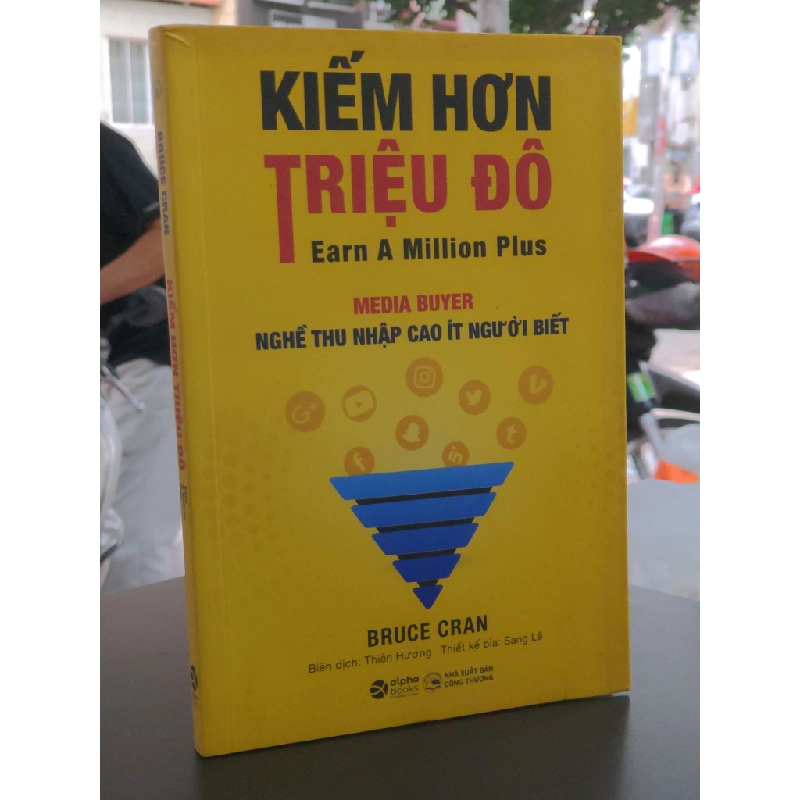 Kiếm hơn triệu đô - Bruce Cran 335608