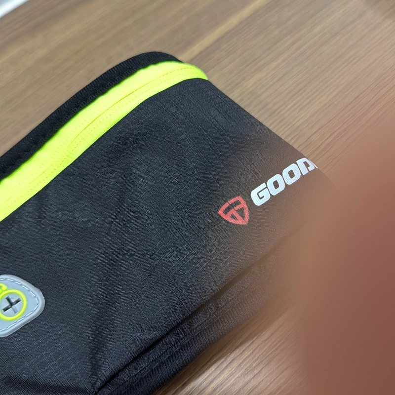 Túi đeo hông chạy bộ goodfit có chỗ đựng chai nước new 100% 527048