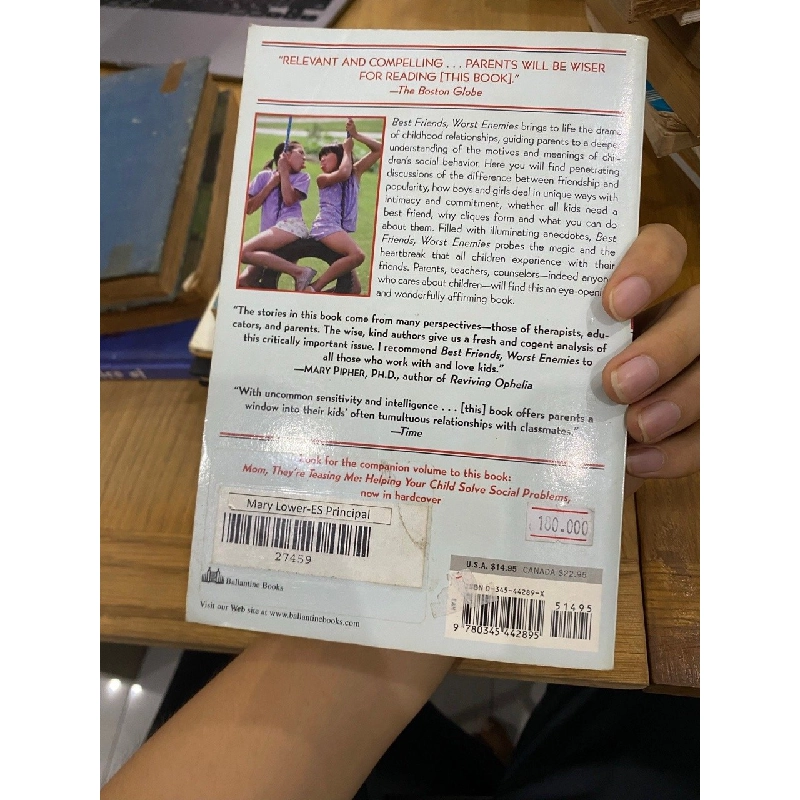 Best Friends, Worst Enemies : Understanding the Social Lives of Children - MichaeL Thompson. PH.D 526287
