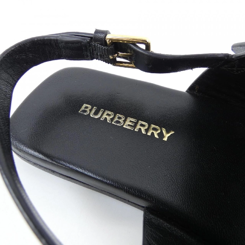 Giày dép BURBERRY 657426