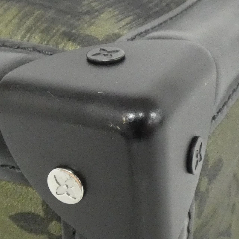 Túi xách vai Louis Vuitton Monogram Camouflage Soft Trunk M56428 - Hàng hiệu Chính hãng 768410