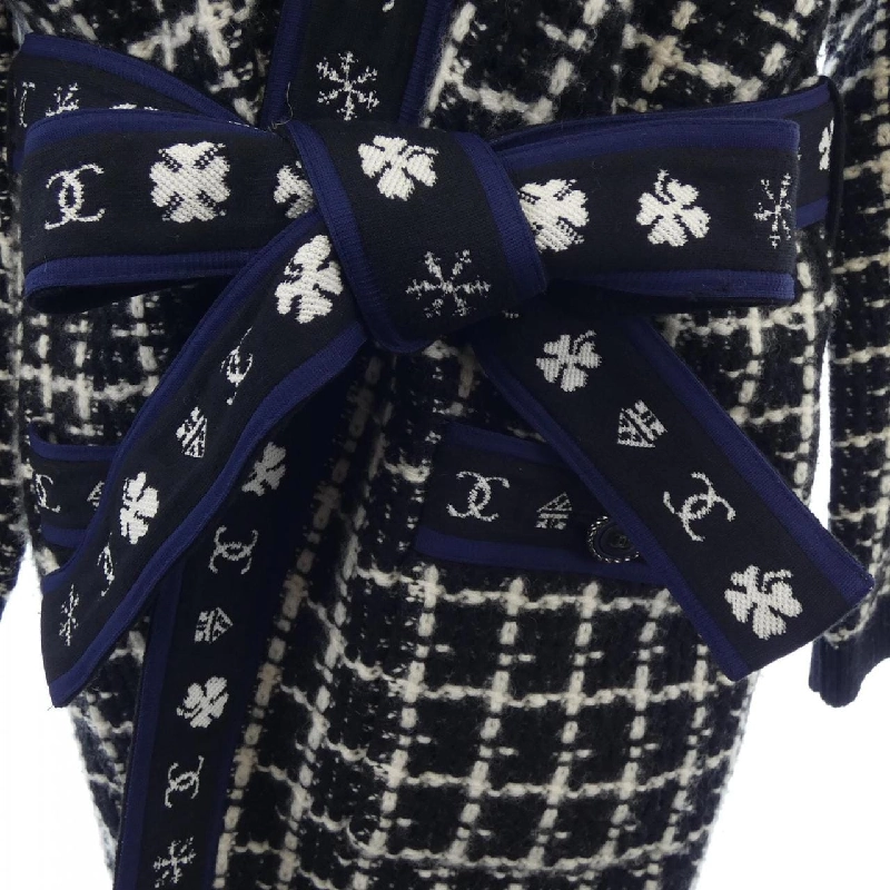 Áo cardigan CHANEL P62230K47583 19B 634020