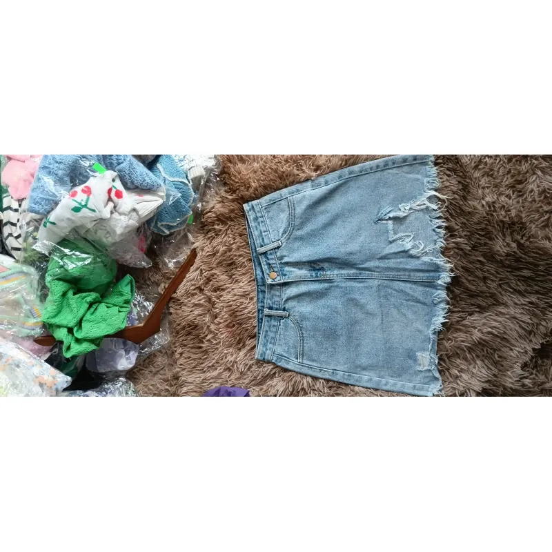 Chân váy size M 972802