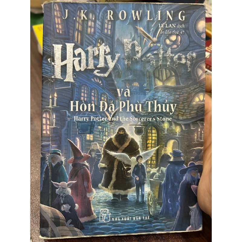 Harry Potter và Hòn Đá Phù Thủy - J.K. Rowling - J.K. Rowling - BT - J.K. Rowling 1013342