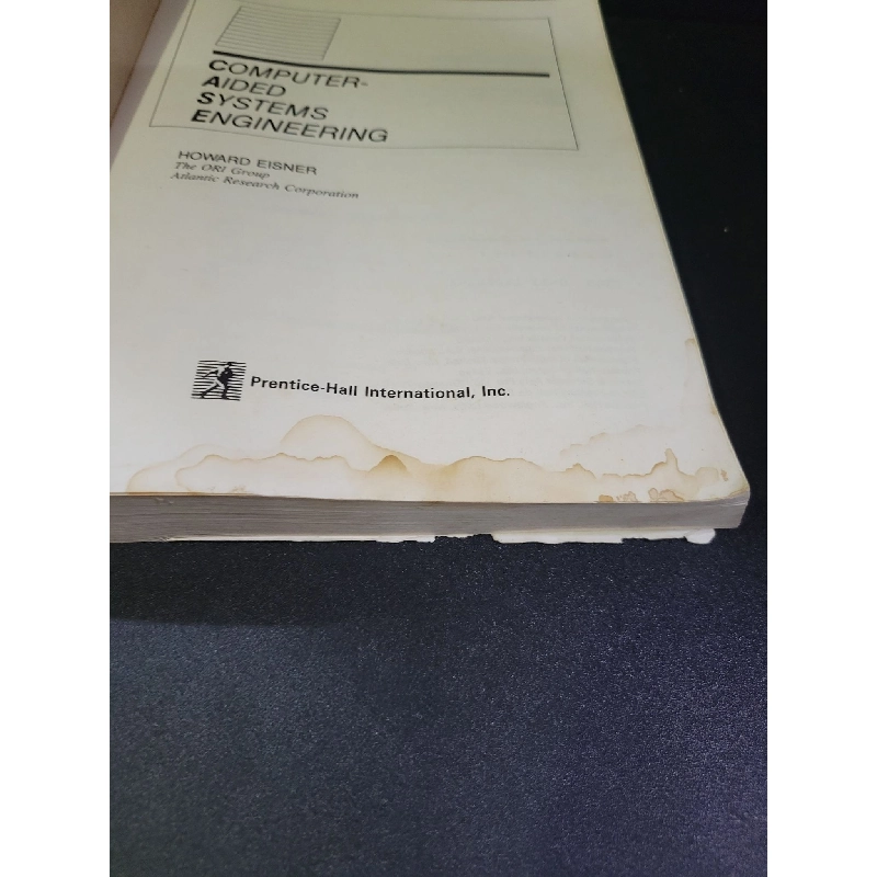 Computer-Aided systems engineering mới 80% bẩn bìa, ố nhẹ, có vệt nước, lỗi trang Howard Eisner HCM3004 NGOẠI VĂN 921733