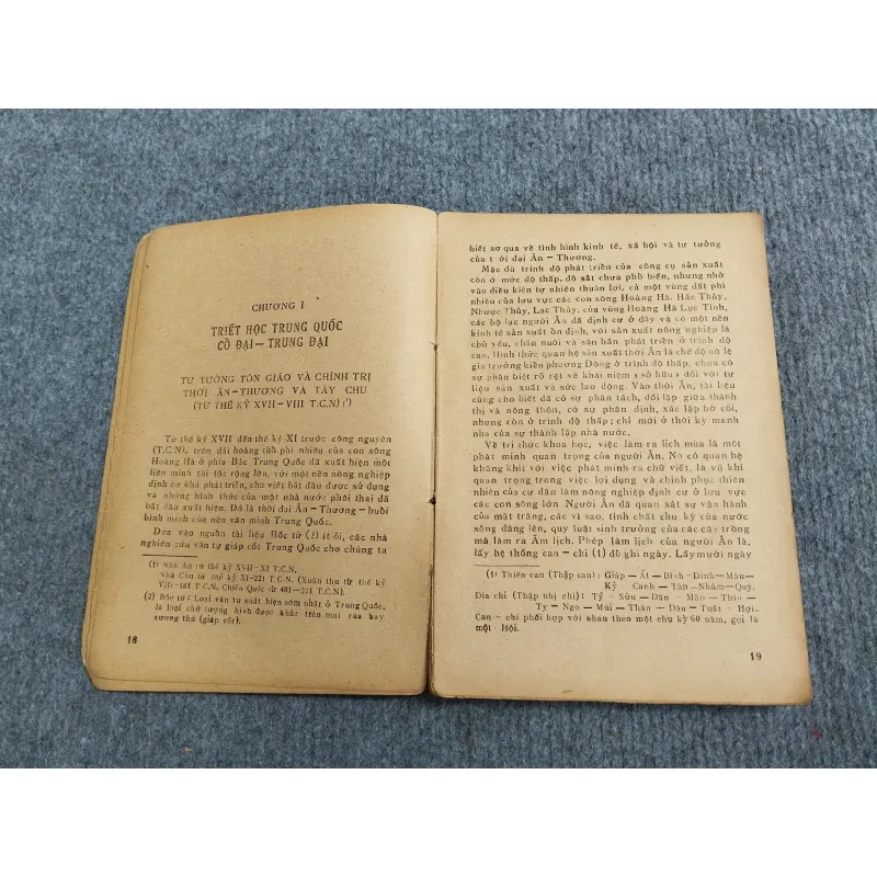 LỊCH SỬ TRIẾT HỌC TẬP I 689594