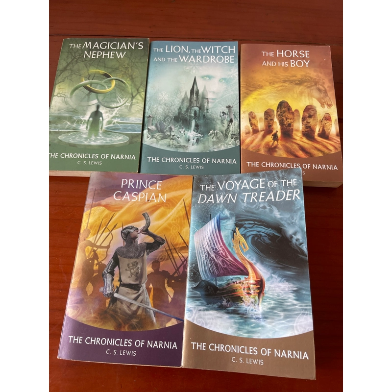 Bộ 5 quyển The chronicles of Narnia C.S. Lewis 539561