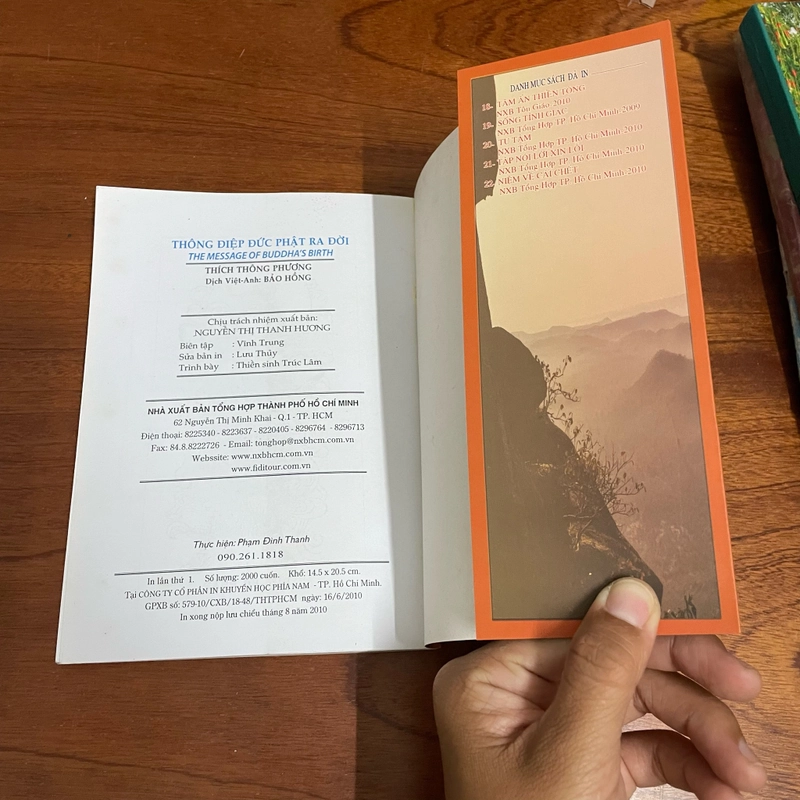 II Tựa sách: Thông Điệp Đức Phật Ra Đời (Song Ngữ) - Thích Thông Phương - 2010 493431