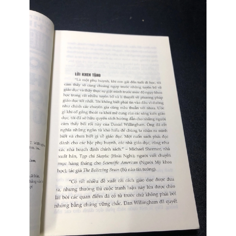 Đọc vị thiên hạ lọc những cú lừa Daniel T.Willingham 2018 mới 90% bẩn nhẹ HPB.HCM0611 30918