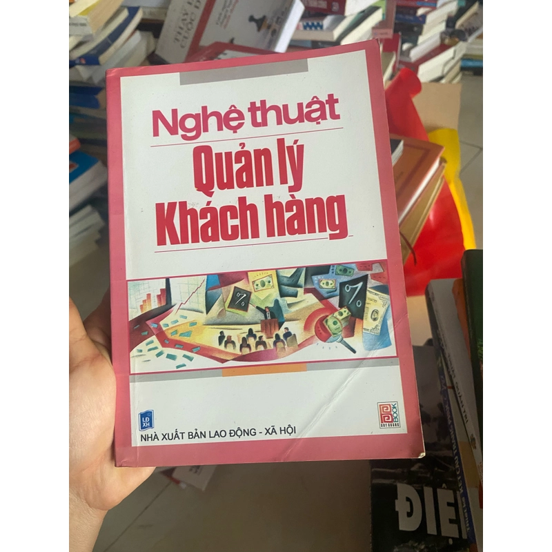 Đủ loại sách ạ .  478976