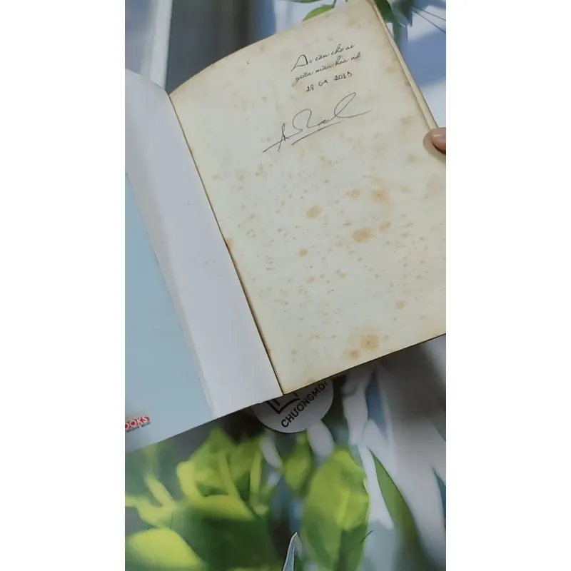 Ai Còn Chờ Ai Giữa Mùa Hoa Nở - Sói Xám Mọc Cánh 744737