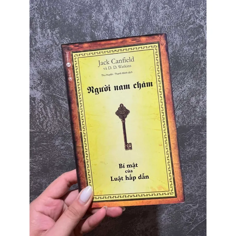 Người nam châm Luật hấp dẫn 1035121