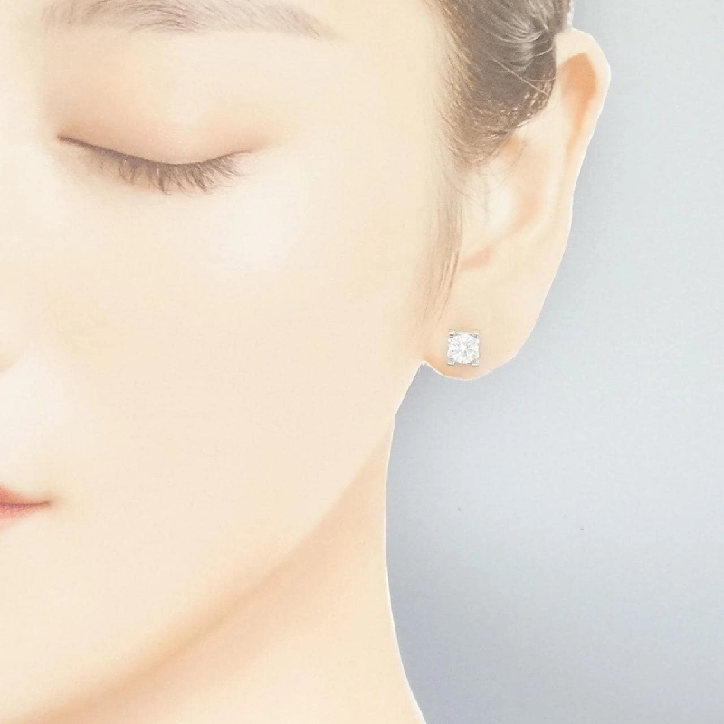 Bông tai Cartier C de Cartier một bên 665527