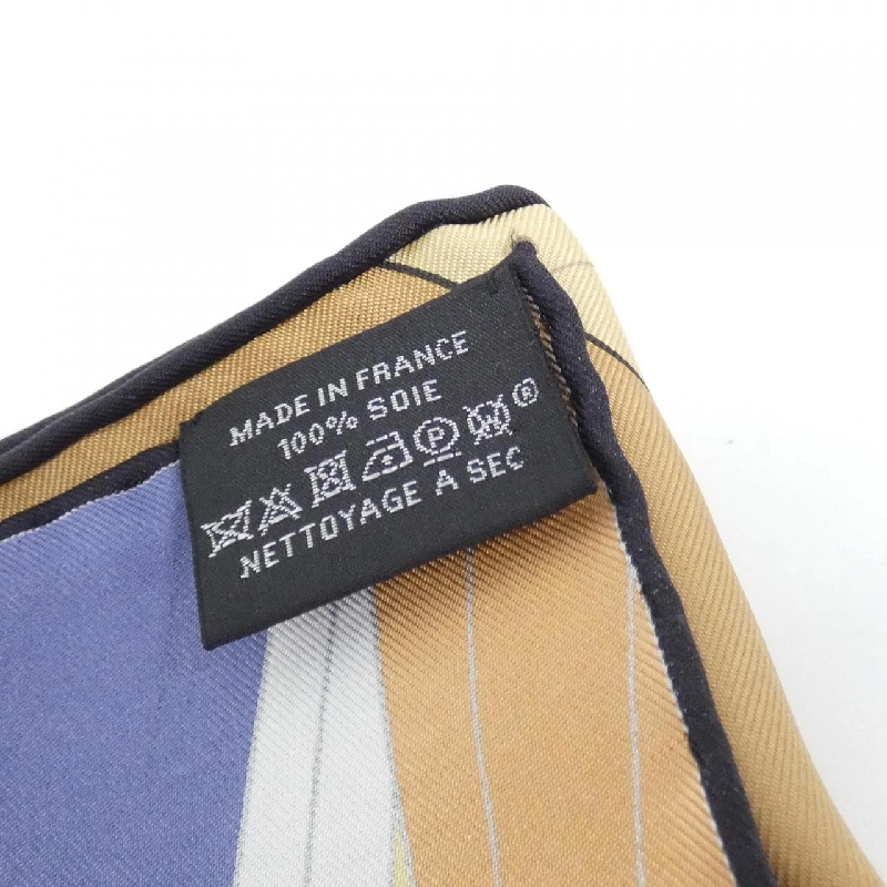 Khăn quàng cổ MYSTERE AU 24 của Hermès 624782