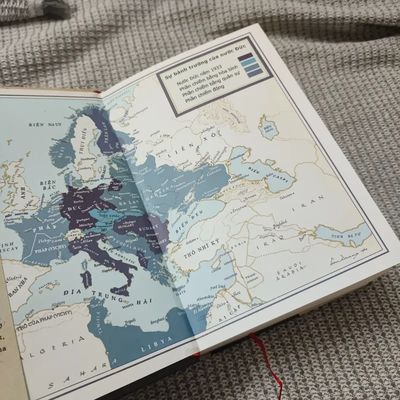 Sự trỗi dậy và suy tàn của đế chế thứ ba 715379