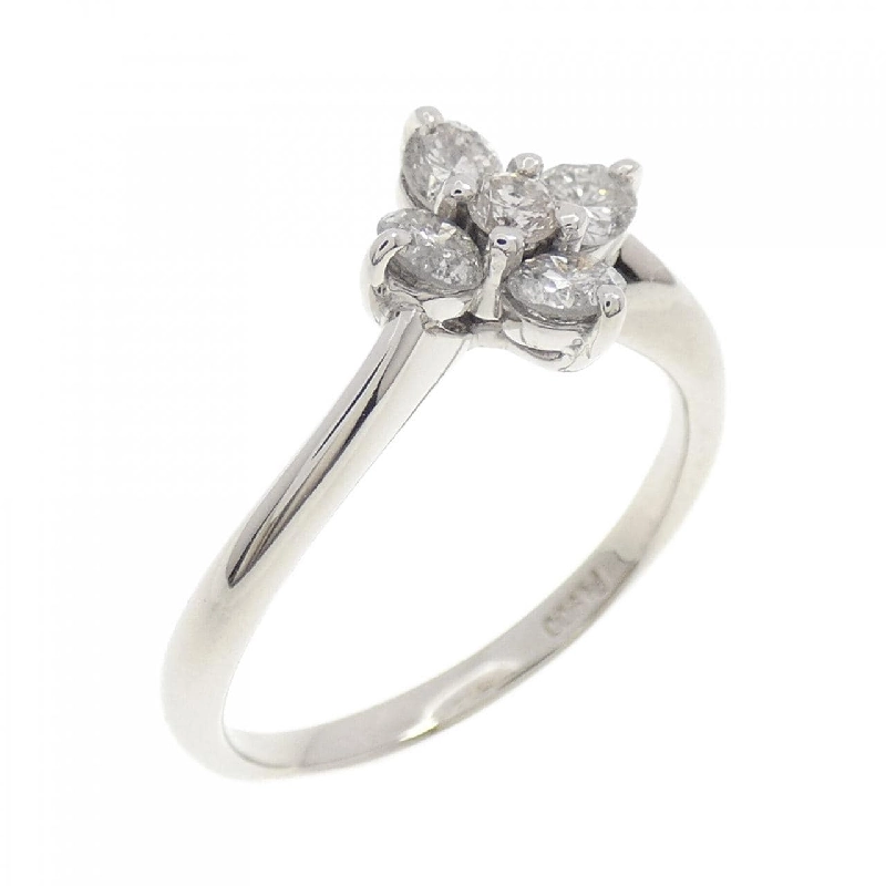 Nhẫn kim cương hoa PT900 0.51CT 670212