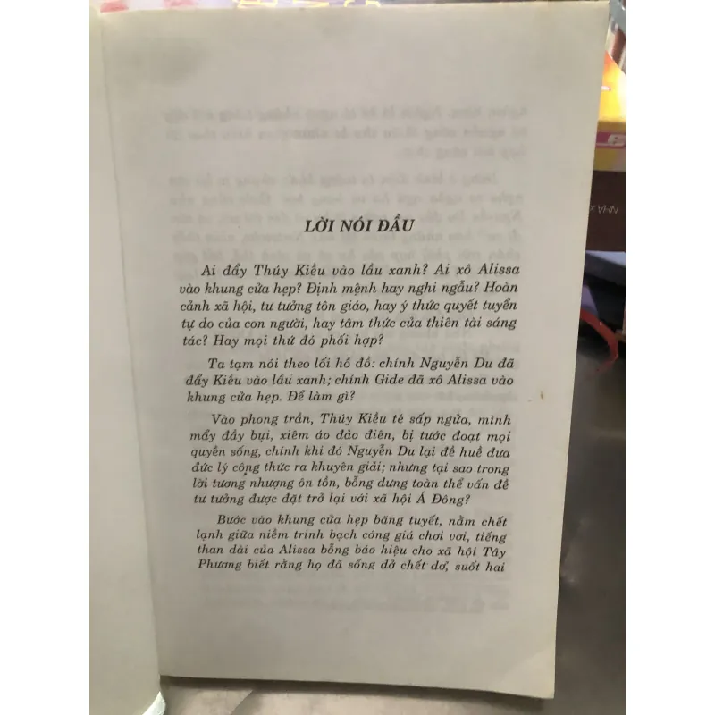 Khung cửa hẹp - André Gide 972185