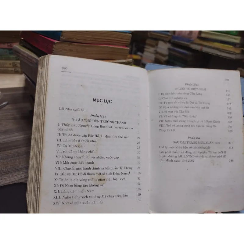 Sách: Ngọn lửa (Hồi Ký) - Nguyễn Tài (A2) 575830