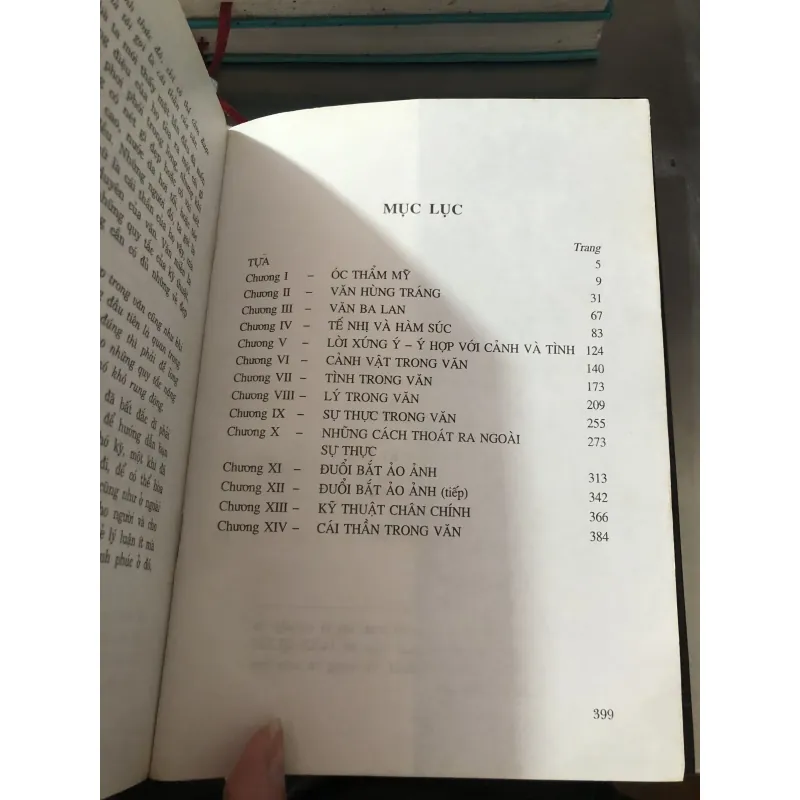 Hương sắc trong vườn văn 977693