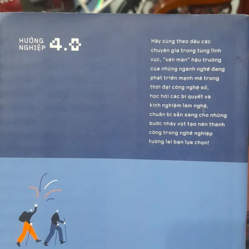 Hướng nghiệp 4.0 - TRAVEL BLOGGER 740215