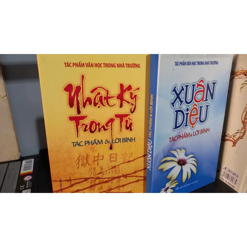 nhật ký trong tù- xuân diệu- tác phẩm và lời bình 698281