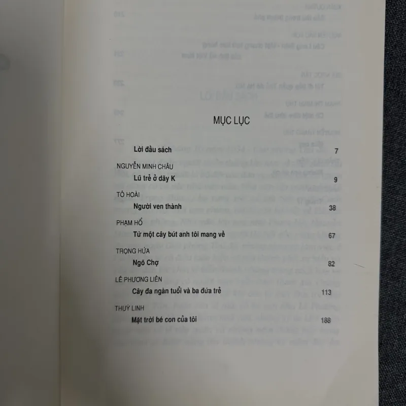 Cây đa ngàn tuổi và ba đứa trẻ - Nhiều tác giả 931408