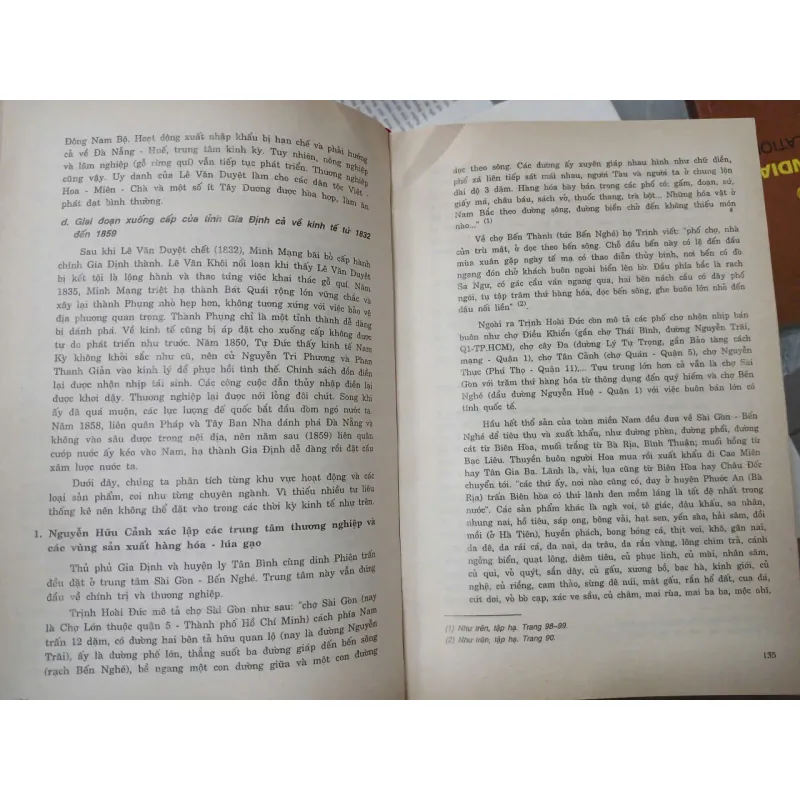 SÀI GÒN - THÀNH PHỐ HỒ CHÍ MINH 300 NĂM HÌNH THÀNH VÀ PHÁT TRIỂN 1698 - 1988 699274