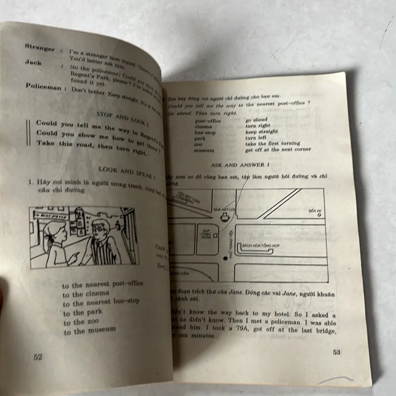 Tiếng Anh 11 - 2004s 607351