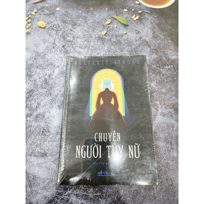 Sách - Chuyện người tùy nữ 173155