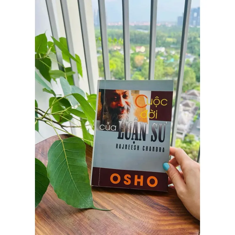 Sách cuộc đời Osho 697409