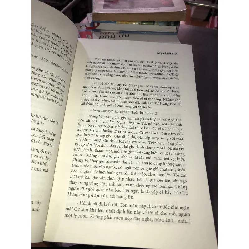 Sống và viết - Anh Đức 1017569