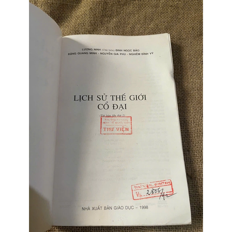lịch sử thế giới cổ đại - sách khổ lớn 452525