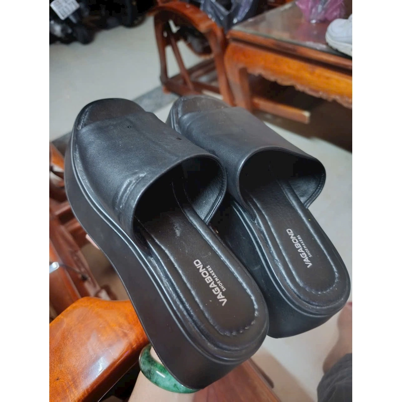 Dép đế xuồng hàng hiệu  540363