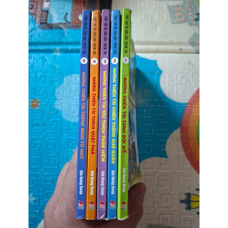 Thời thơ ấu của các thiên tài (bộ 5 quyển) 993244