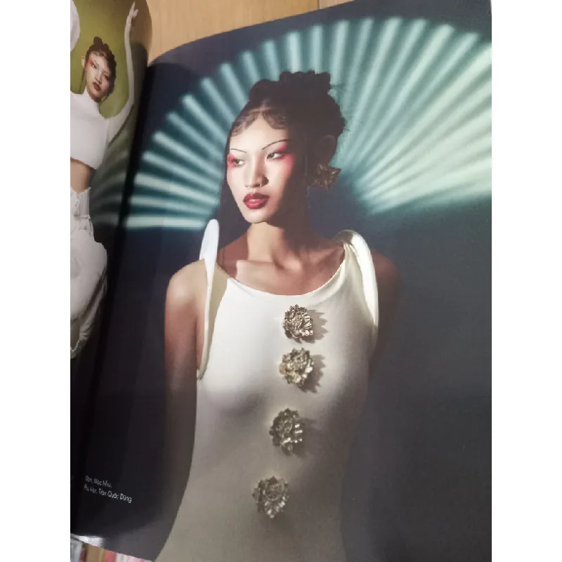 Thời trang là bạn, bạn là thời trang (11-2023) - Harper's Bazaar 559109