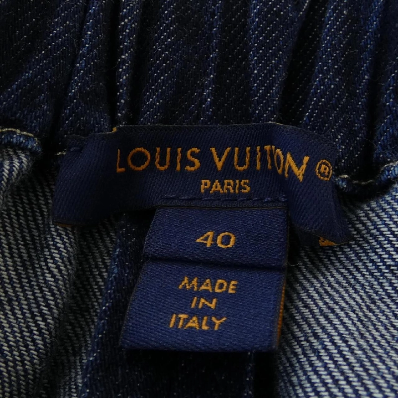 Quần denim carrot Louis Vuitton LOUIS VUITTON FTPX13EA6 647000