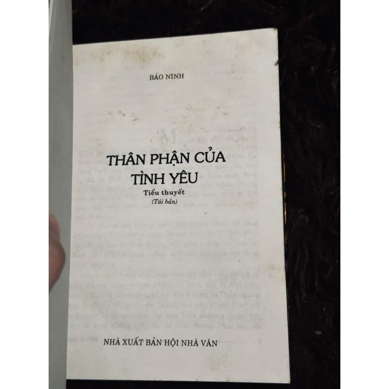 Thân phận của tình yêu (bìa cứng) 994935