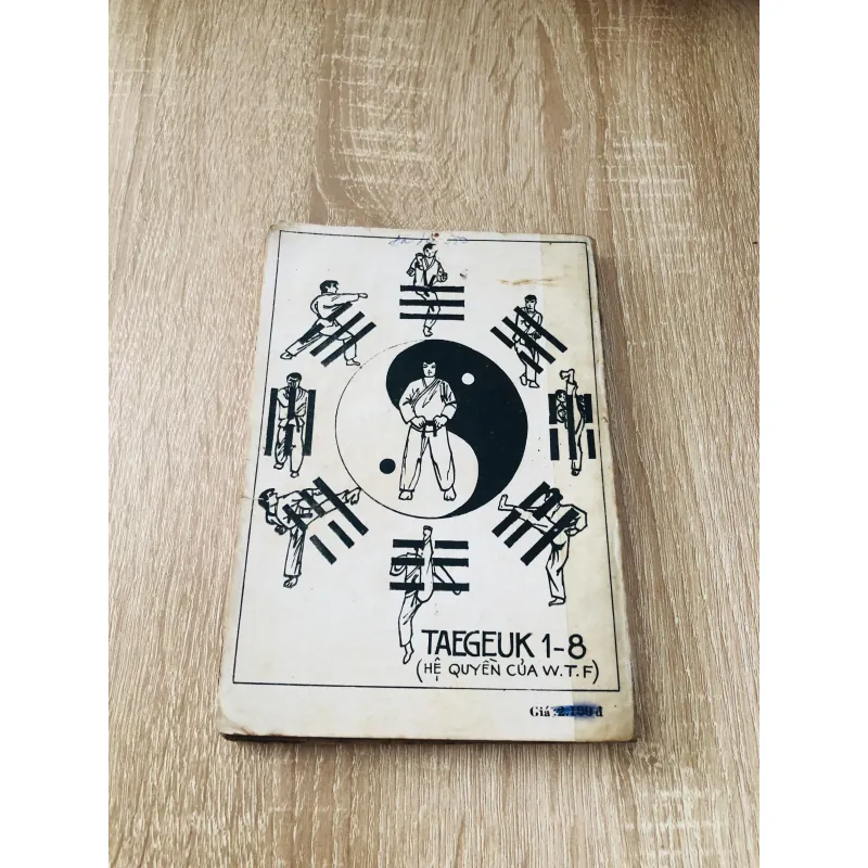 TỰ HỌC QUYỀN TAEKWONDO  1011233