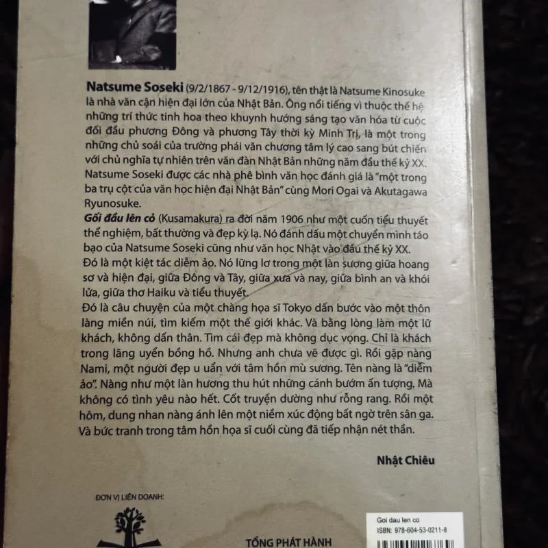 Gối đầu lên cỏ 763380