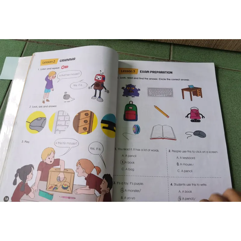 [Sách tiếng Anh lớp 3] Move up - NXB Giáo Dục  1018985