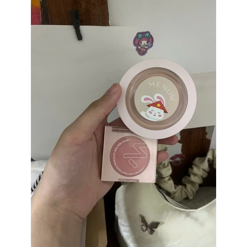 Phấn phủ Menow bản thường chính hãng màu E03-trắng sáng tặng phấn má(ib gửi bill) 522247