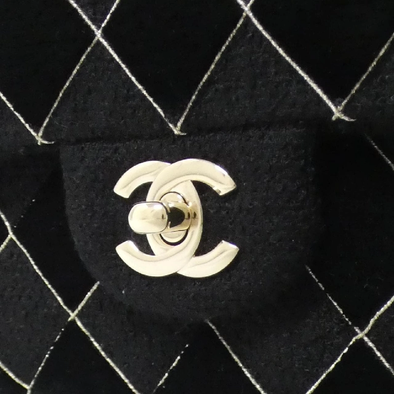 Túi xách chéo Chanel 1112 - Hàng hiệu Authentic 765648