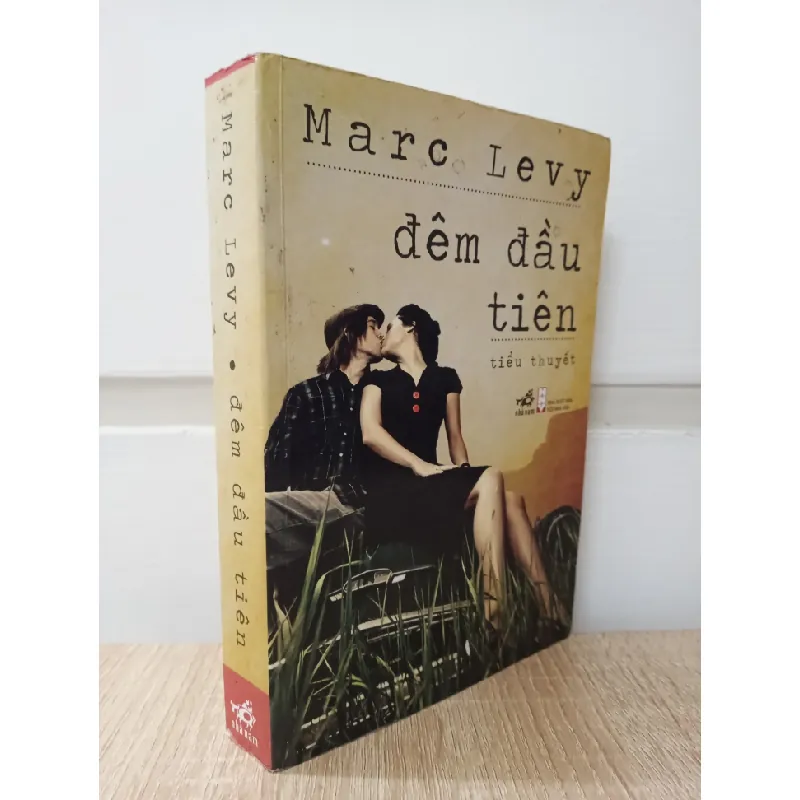 [Phiên Chợ Sách Cũ] Đêm Đầu Tiên (2011) - Marc Levy S1009 557101